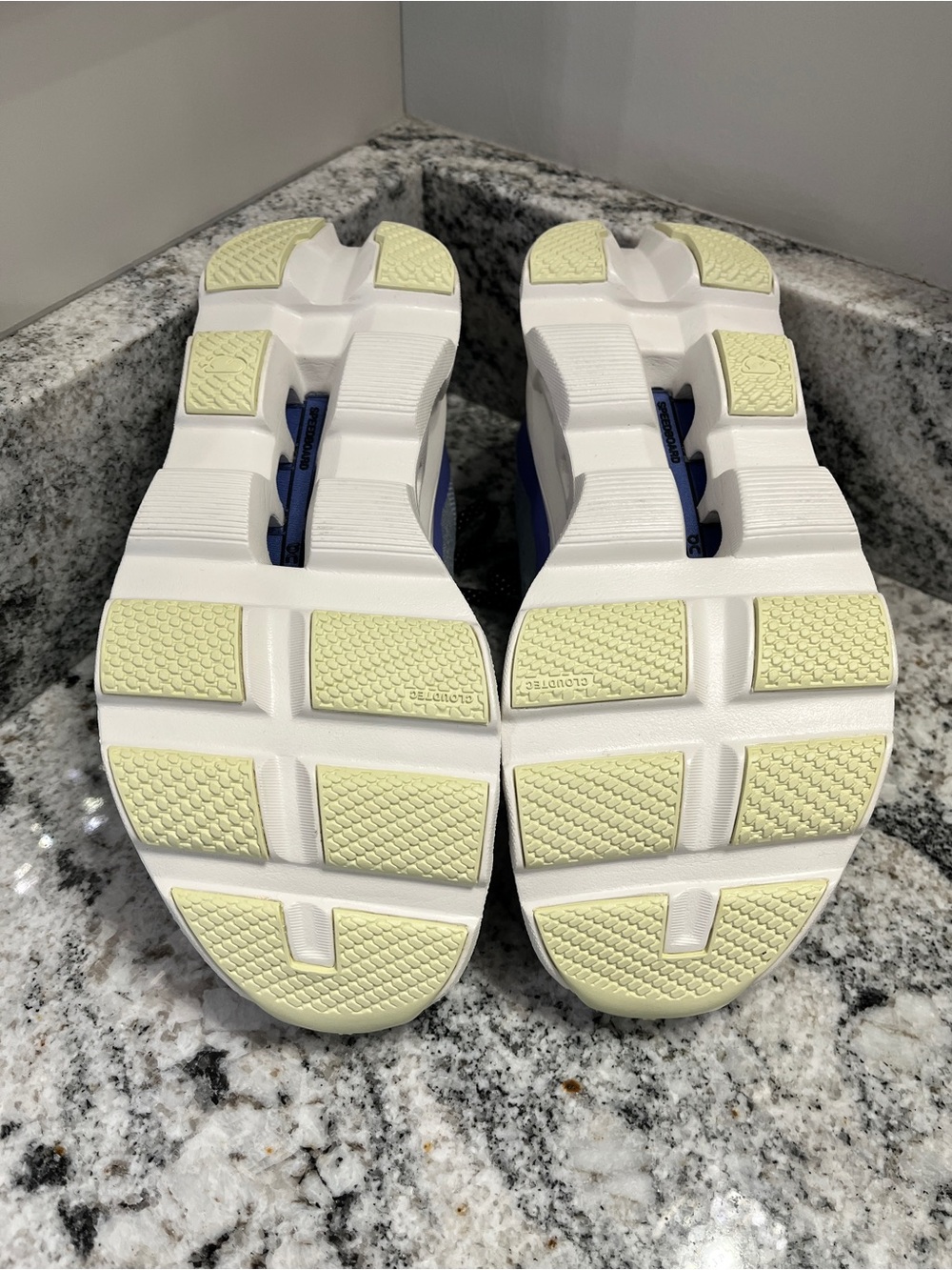 New On Running Cloudmonster in Mist/Blueberry | Size 7.5 (Women’s) - Picture 5 of 10